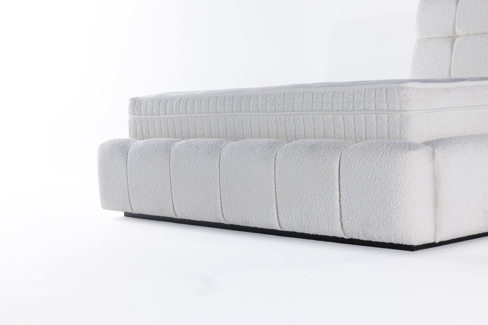 Myrelle Bed - Crème