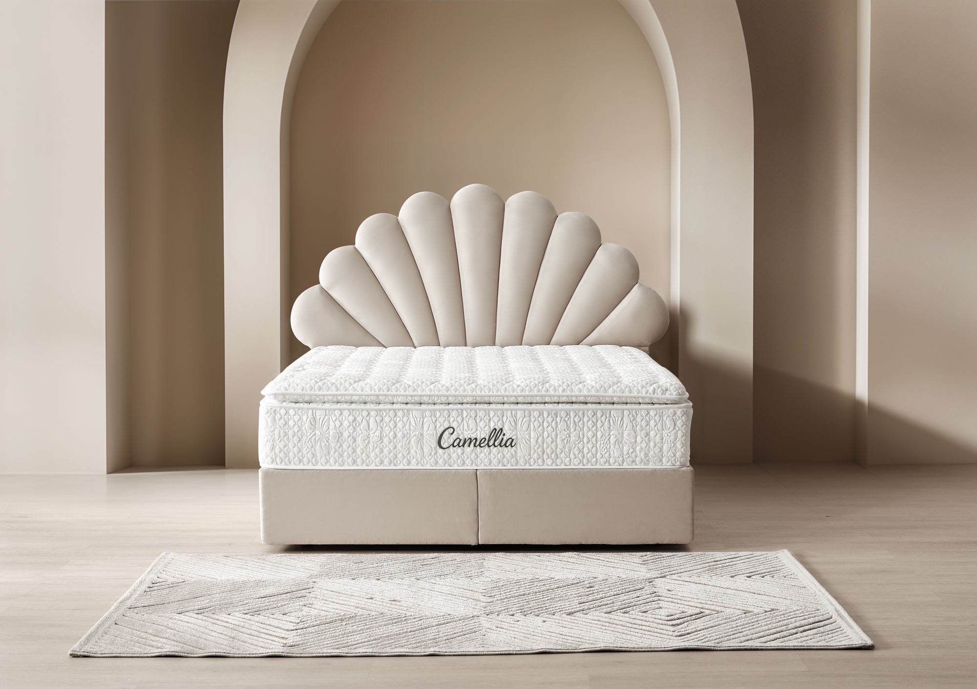 Camellia Bed - Crème