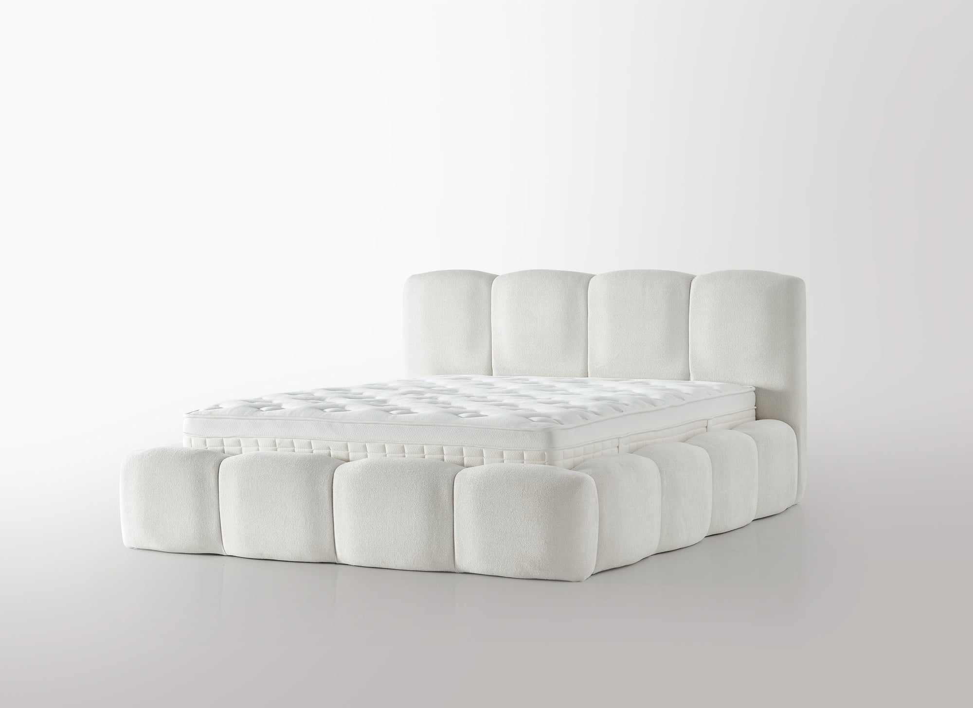 Elenor Bed - Off White Bucle