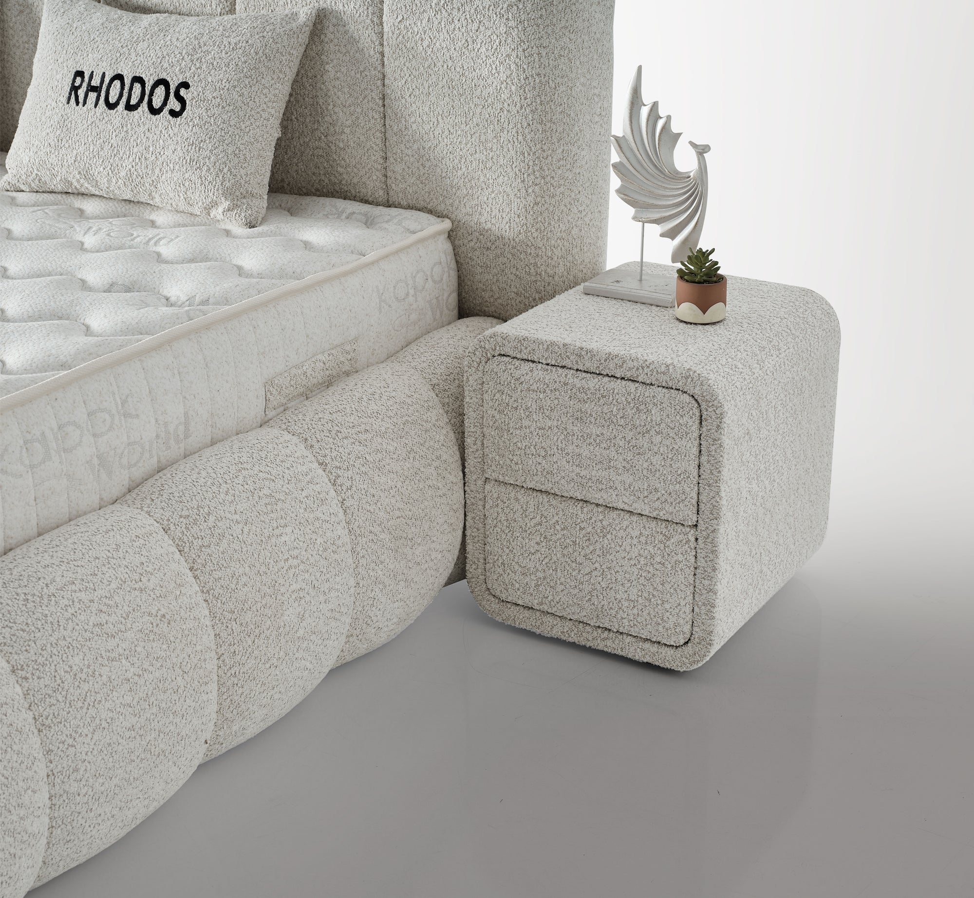 Rhodos Bed - Creamy Cloud